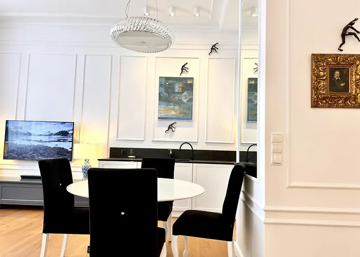 Mondrian Luxury Suites & Apartments Market Square I