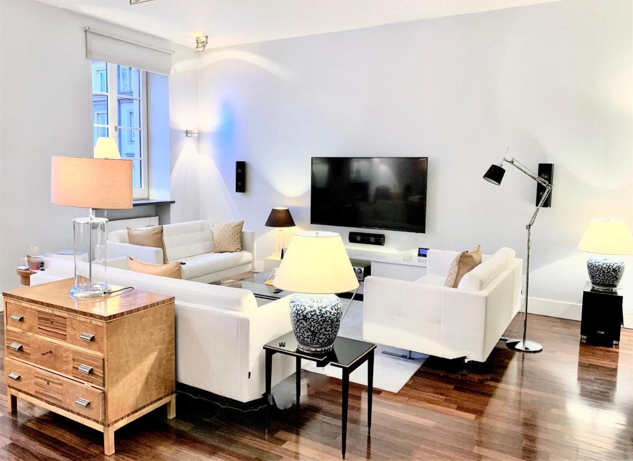 Hotel apartamentowy Mondrian Luxury & Market Square I