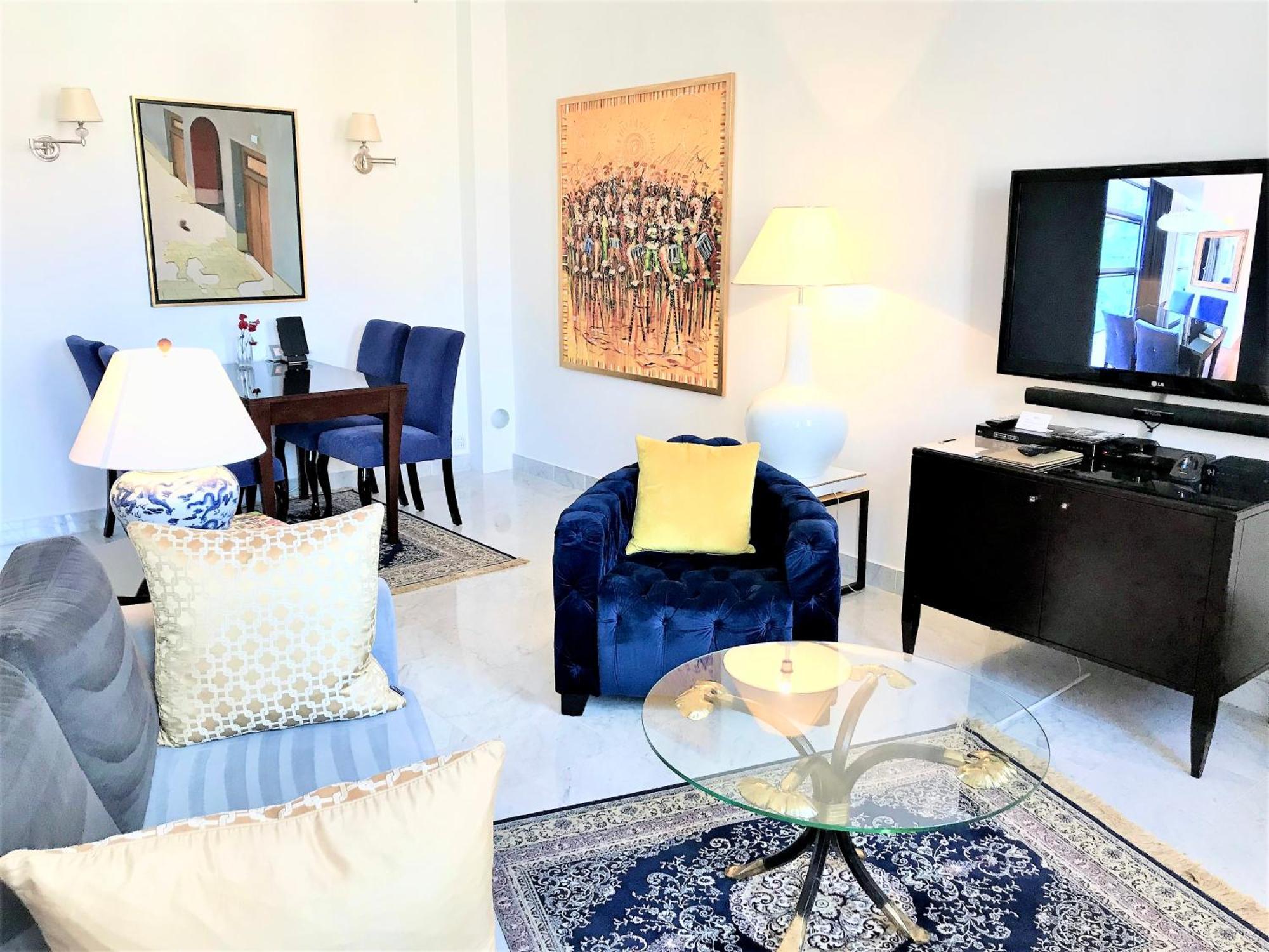 Hotel apartamentowy Mondrian Luxury & Market Square I Warszawa