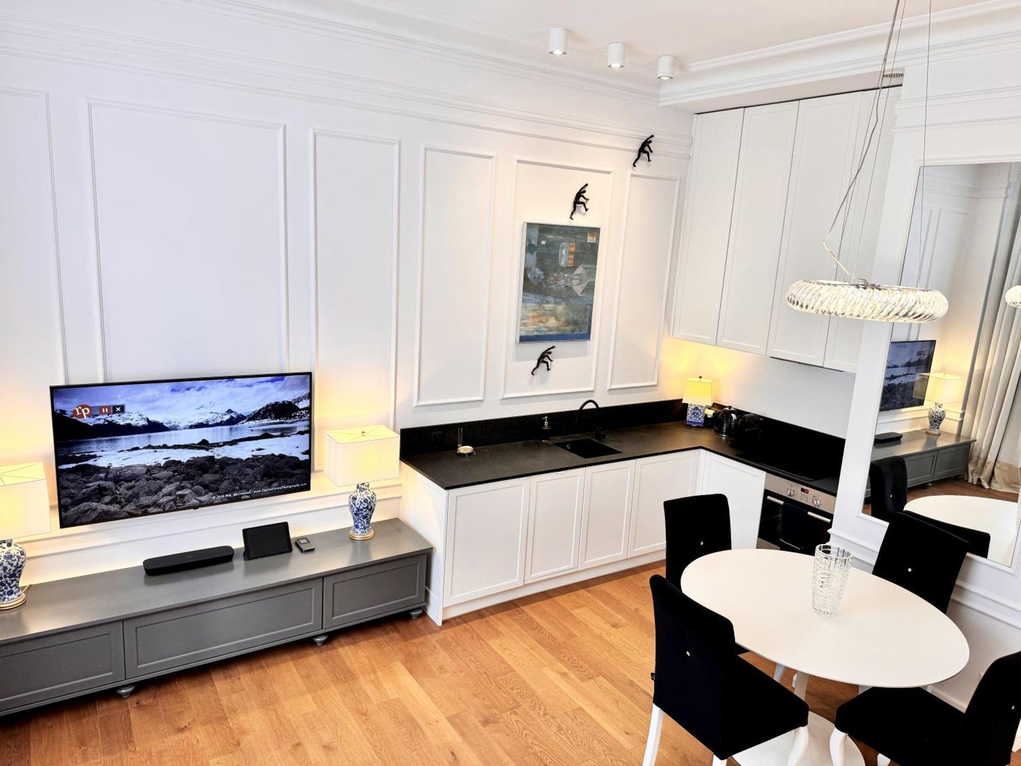 Mondrian Luxury & Market Square I Hotel apartamentowy 5*