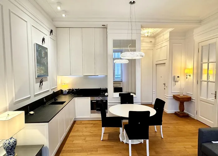 Mondrian Luxury Suites & Apartments Market Square I